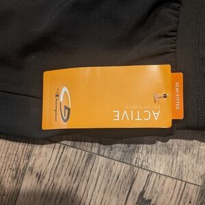 Workout/lounge Capri